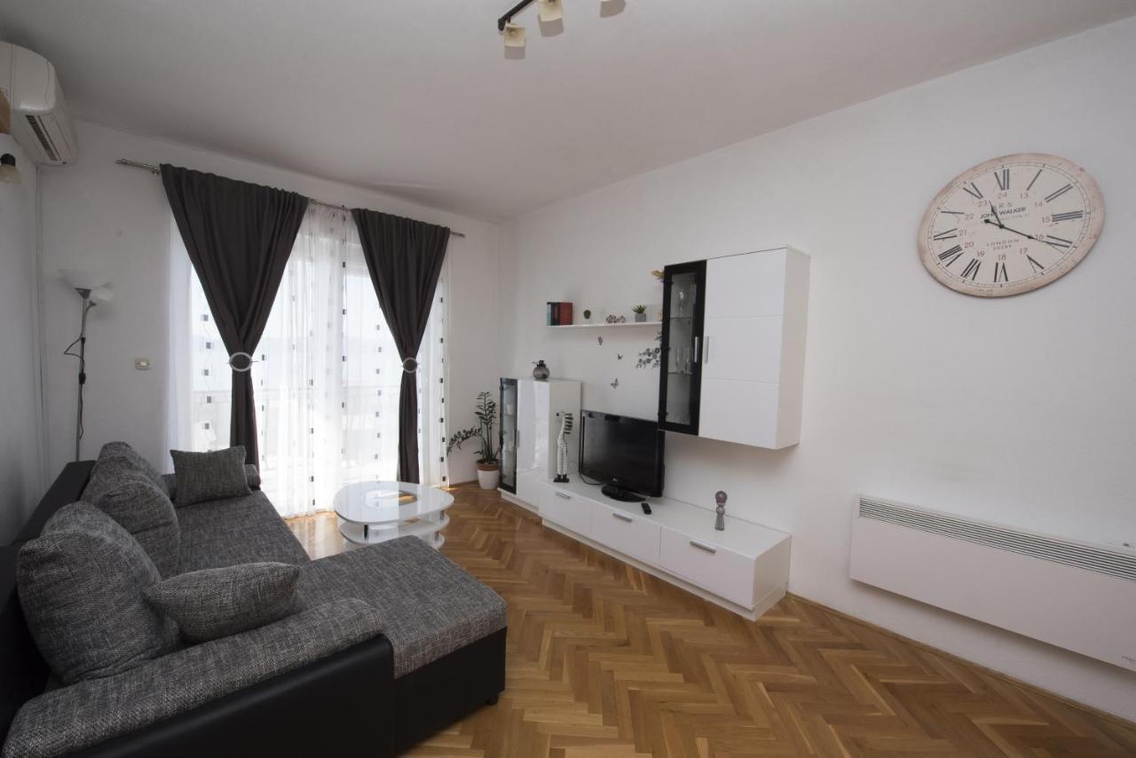 Apartment Brela 16603B Esterno foto
